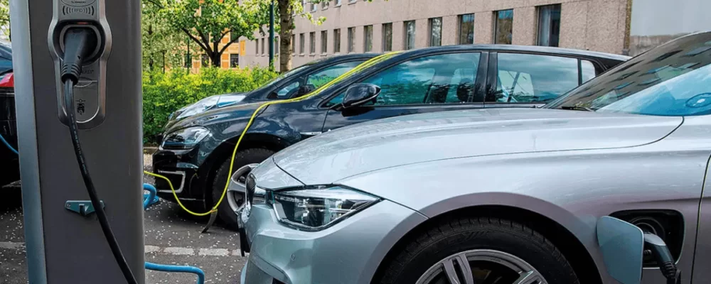 Você sabe como as estações de recarga para carros elétricos funcionam?