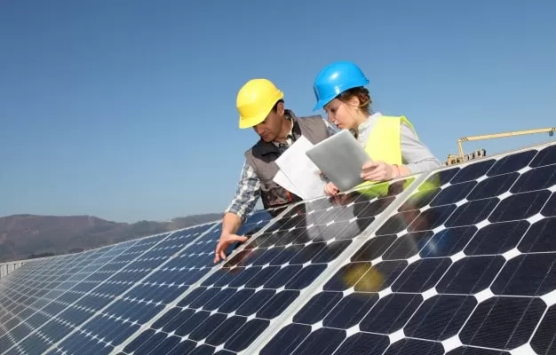 O&M Solar: Uma Visão Financeira (Parte 2: Análise Financeira Detalhada e o Retorno do Investimento)