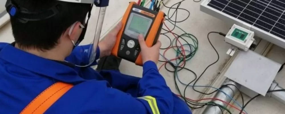 Curva I-V em Usinas Solares: Diagnóstico de Performance dos Módulos